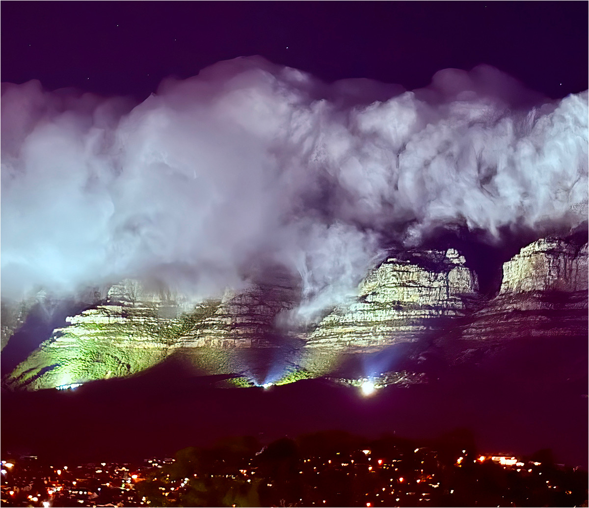 Roditski Debra Table Mountain Under Clouds Pictorial   Class B 20260121